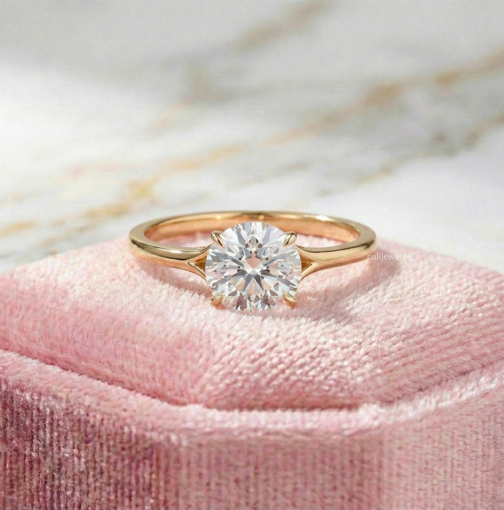 Round Cut Lab Grown Diamond Solitaire Engagement Ring