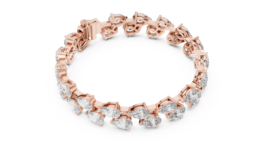 Luxury 0.50-CT pear-shaped Diamond Bracelet in 14-KT White Gold
