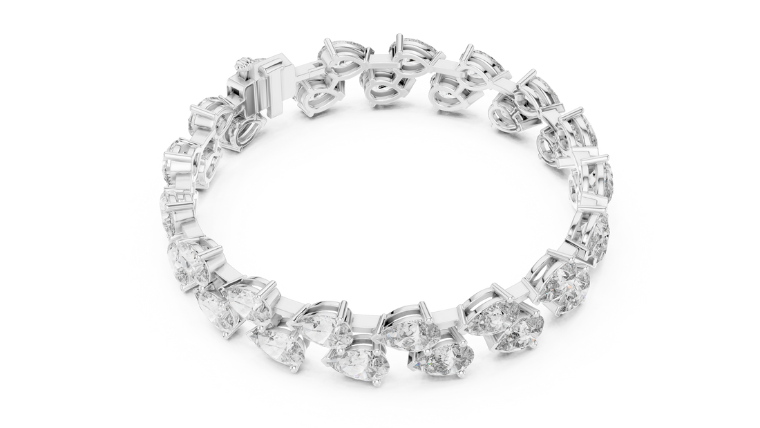 Luxury 0.50-CT pear-shaped Diamond Bracelet in 14-KT White Gold