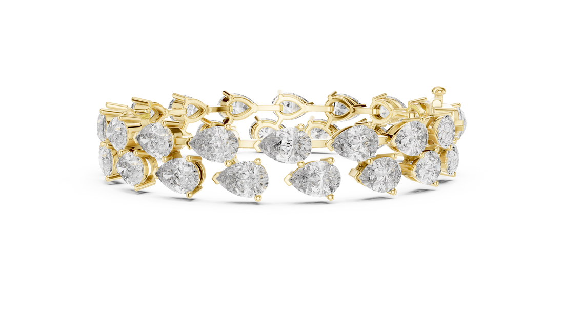 Luxury 0.50-CT pear-shaped Diamond Bracelet in 14-KT White Gold
