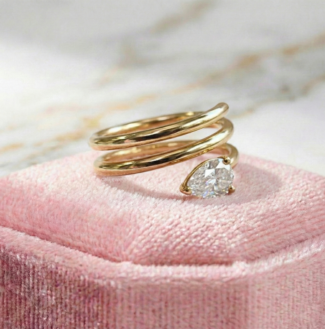 Pear Cut Lab-Grown Diamond Spiral Solitaire Ring
