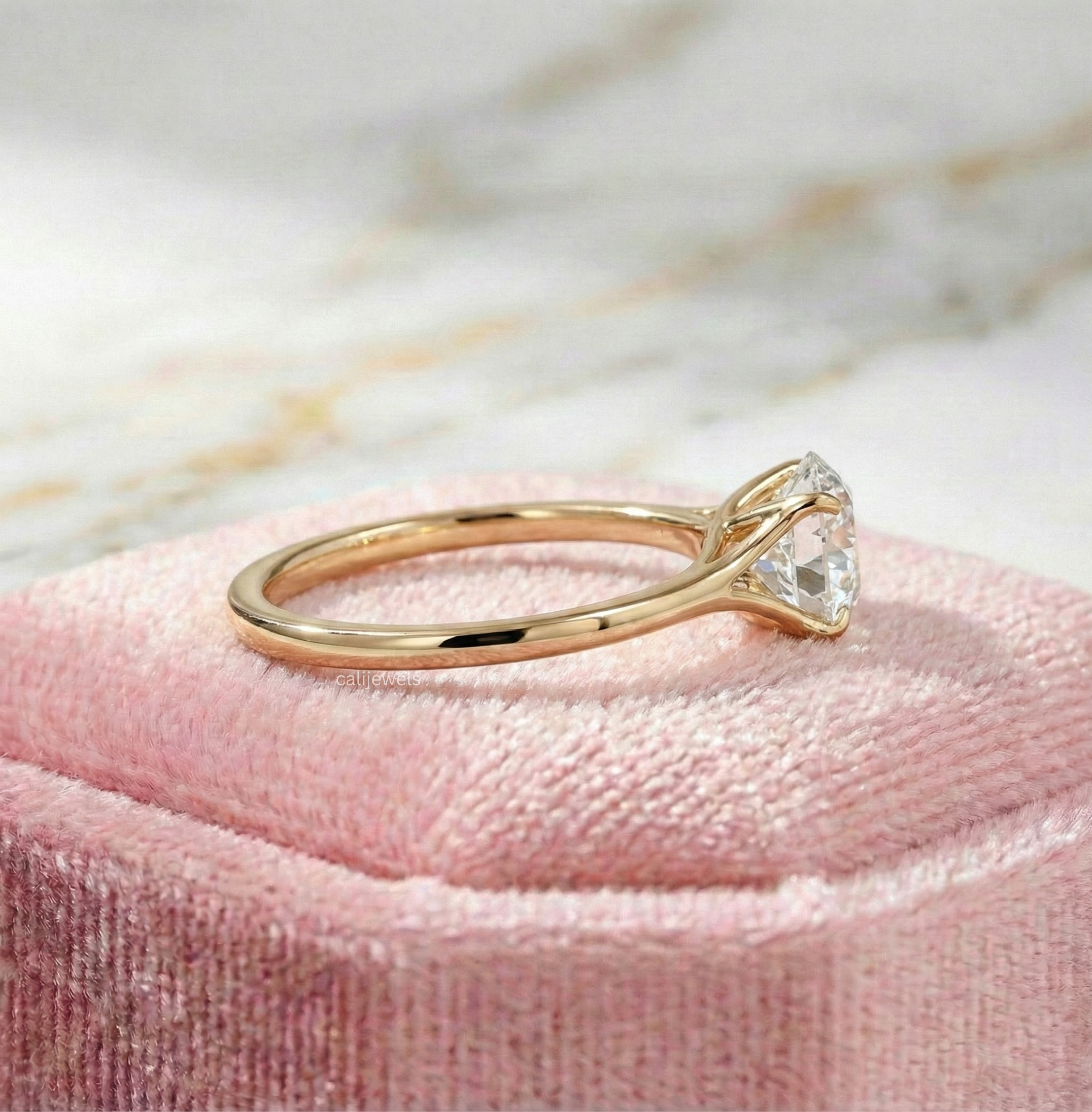 Round Cut Lab Grown Diamond Solitaire Engagement Ring