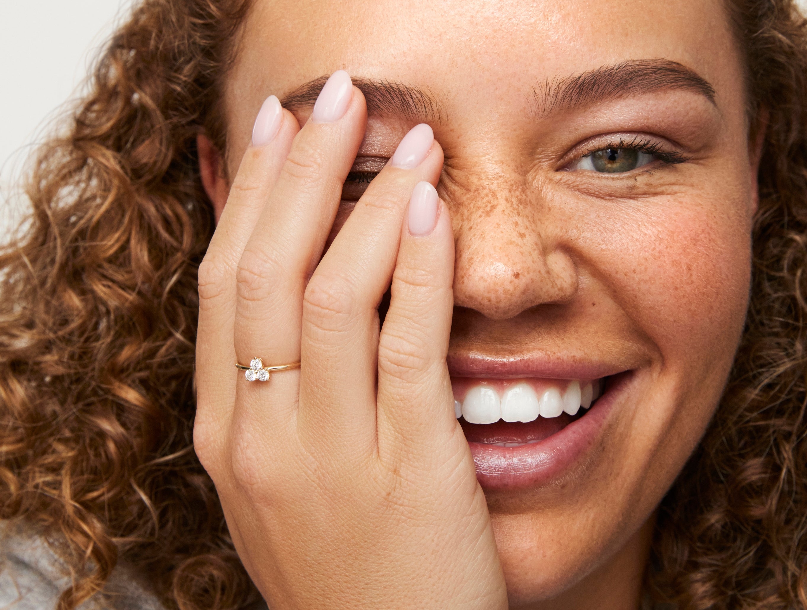 Lab-Grown Diamond ³⁄₁₀ct. tw. Mini Trio Round Brilliant Ring | Yellow Gold