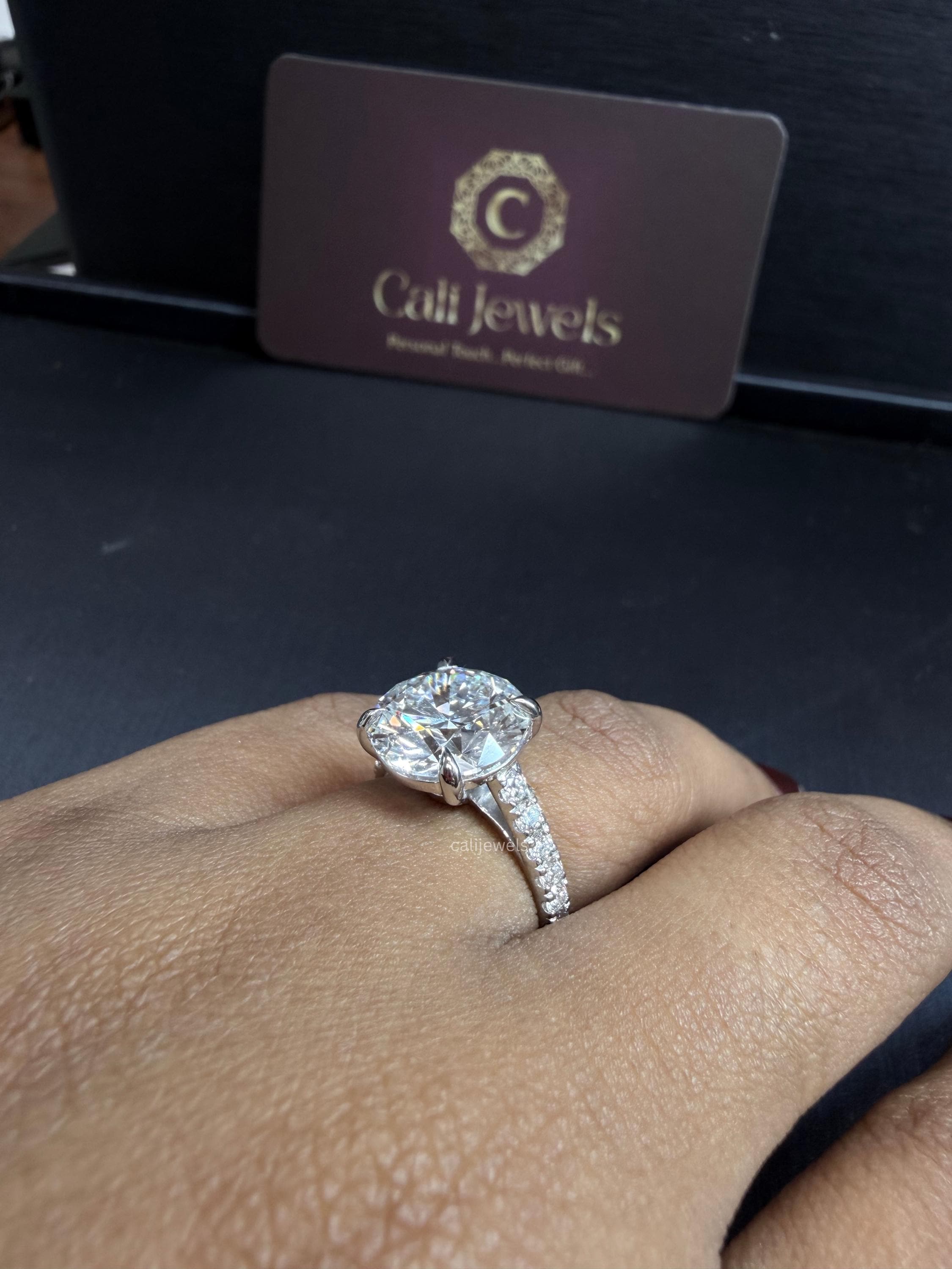 Round Cut Lab Diamond Engagement Ring