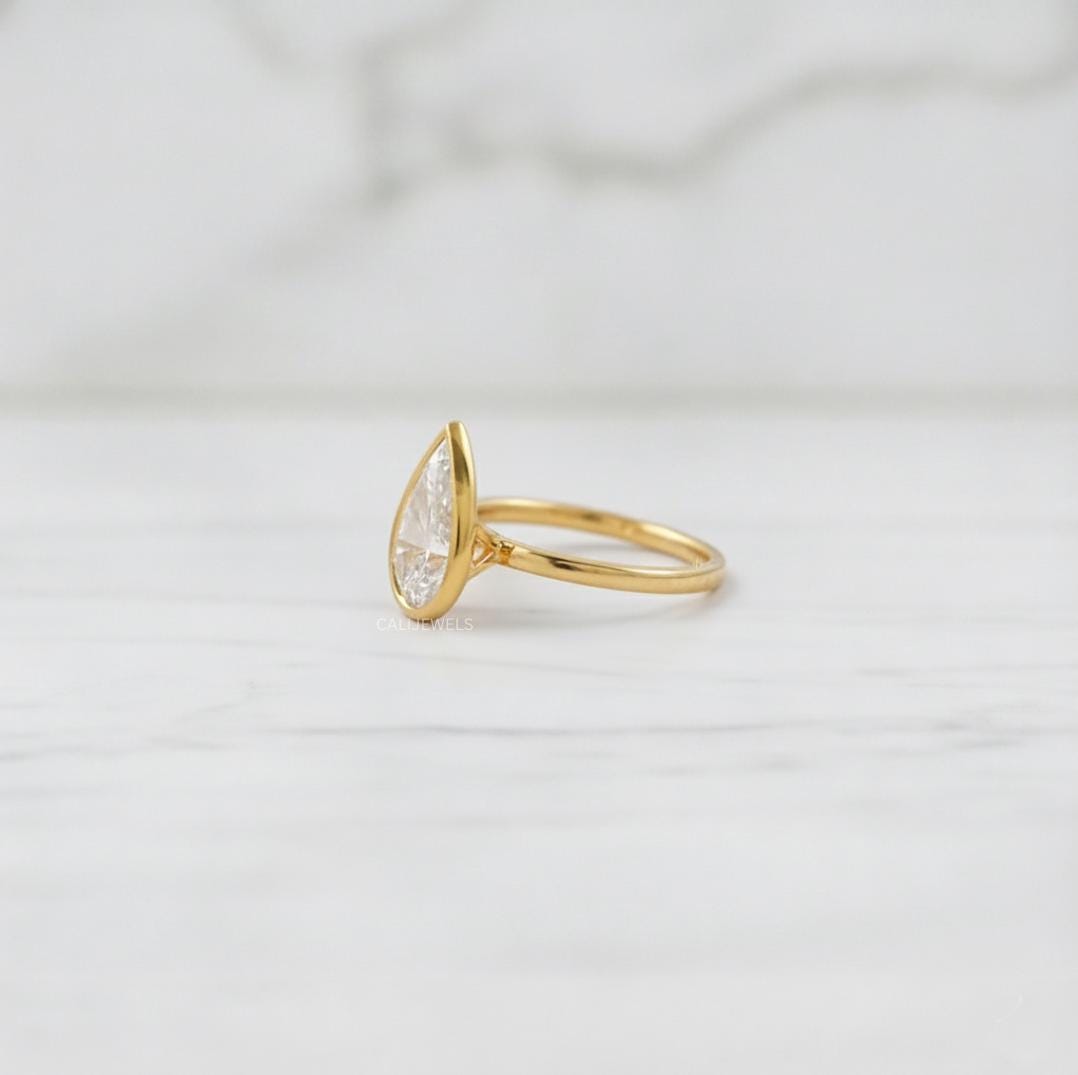 Pear Cut Lab Grown Diamond Ring Bezel Setting Ring