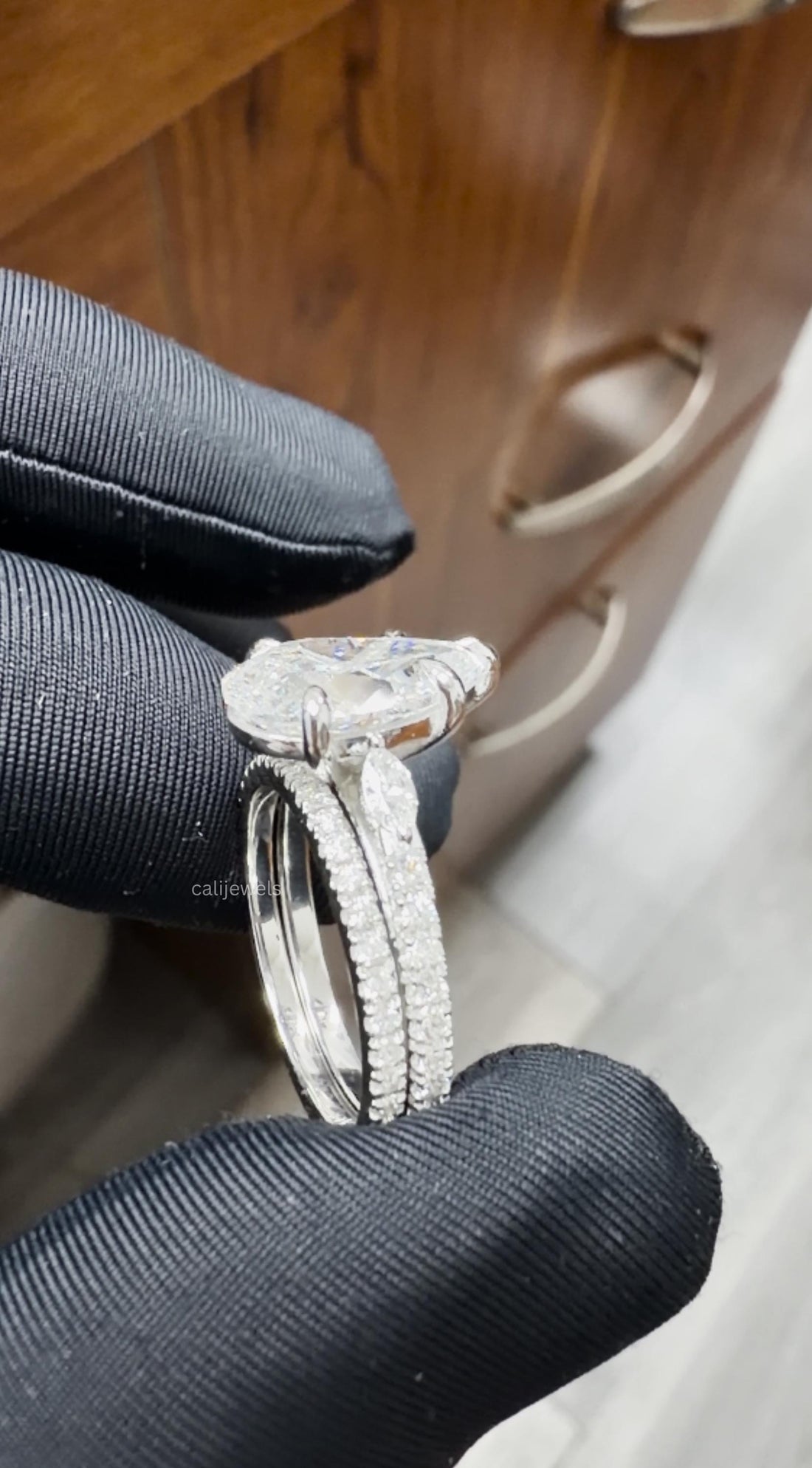 Pear Cut Lab Grown Diamond Wedding Ring Set