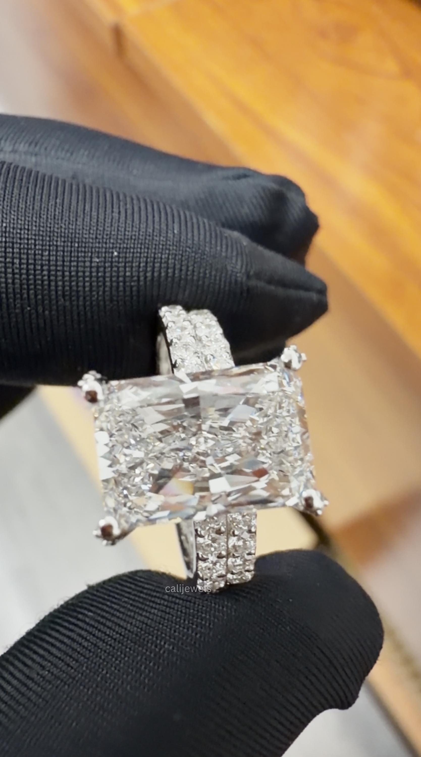 Radiant Cut Lab Diamond Wedding Ring Set