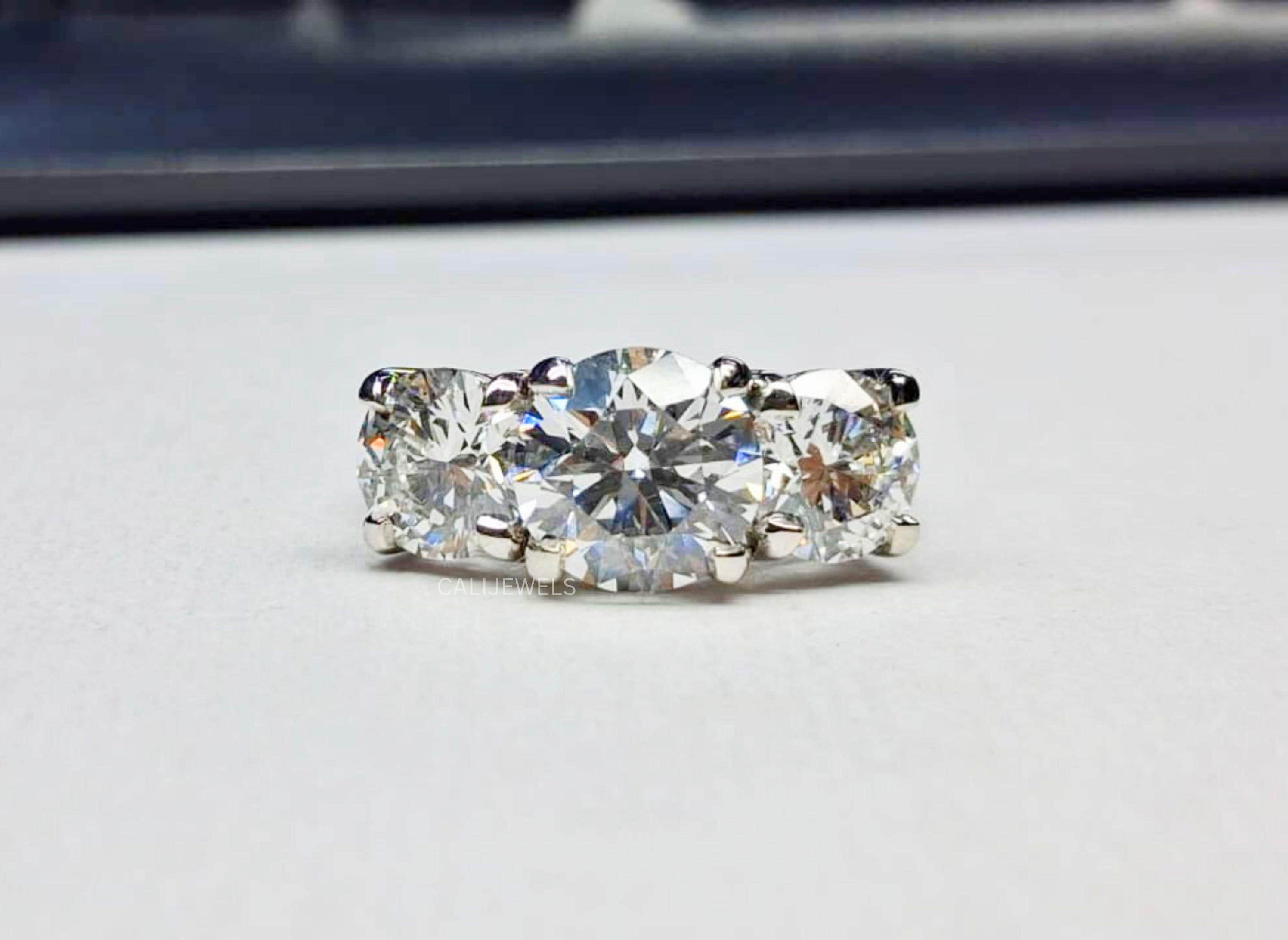Three Stone Round Cut Lab Grown Diamond Ring