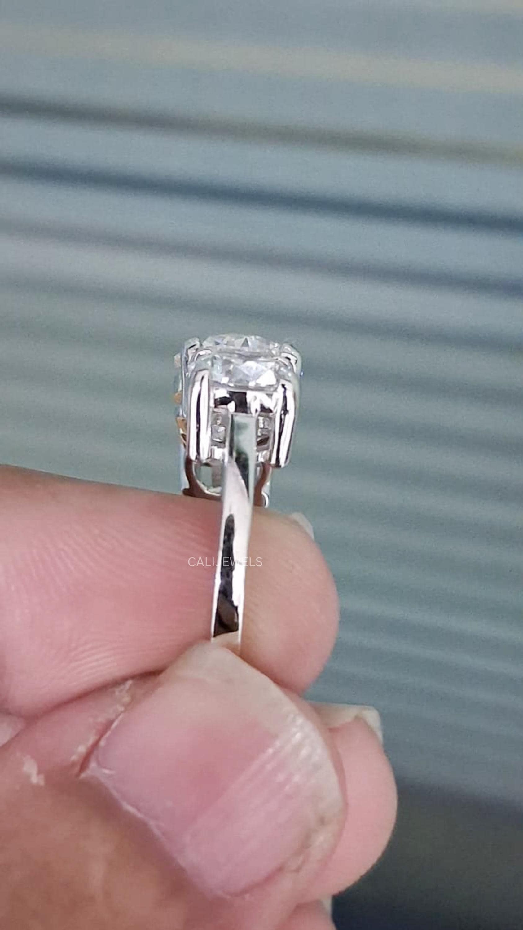 Three Stone Round Cut Lab Grown Diamond Ring