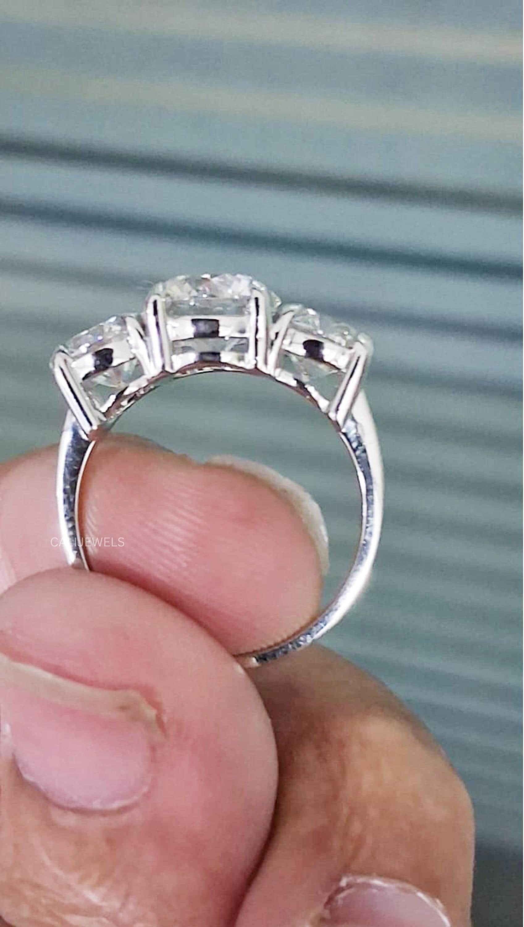Three Stone Round Cut Lab Grown Diamond Ring