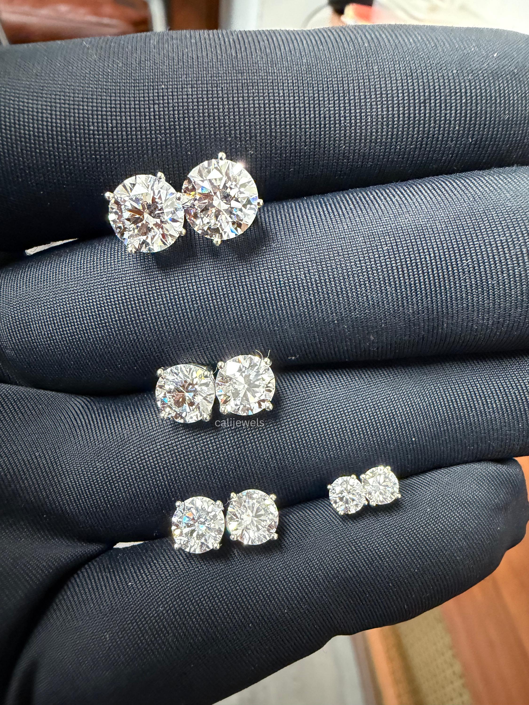 Round Cut Lab Grown Diamond Stud Earrings