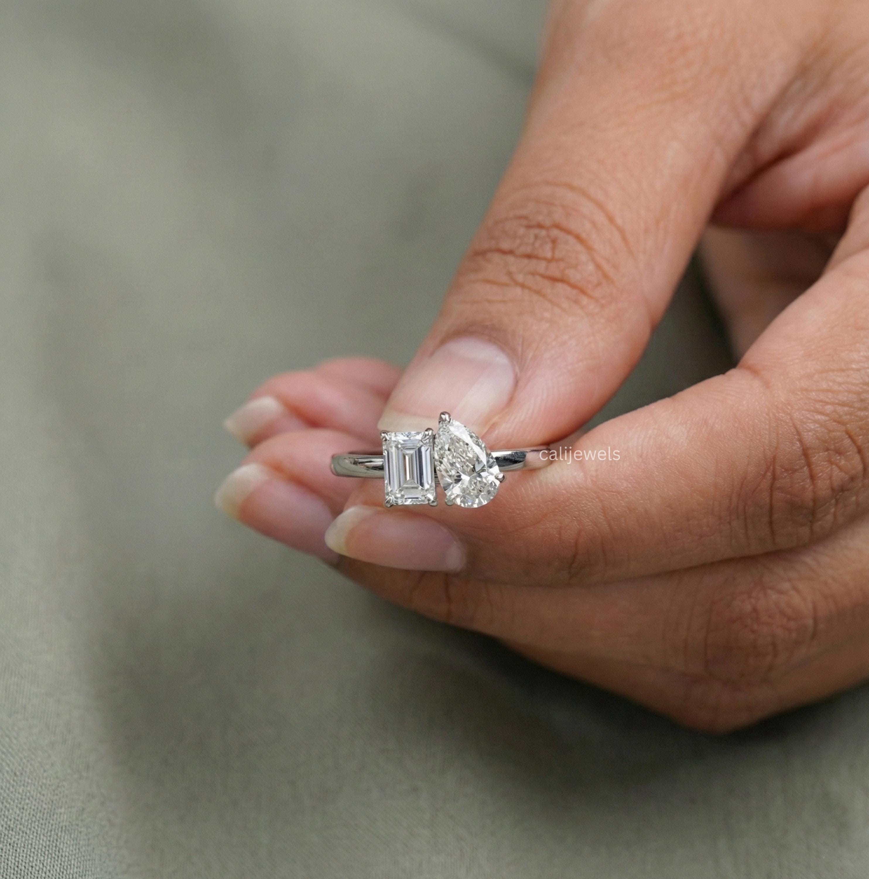 Emerald & Pear Cut Lab Diamond Toi Et Moi Ring