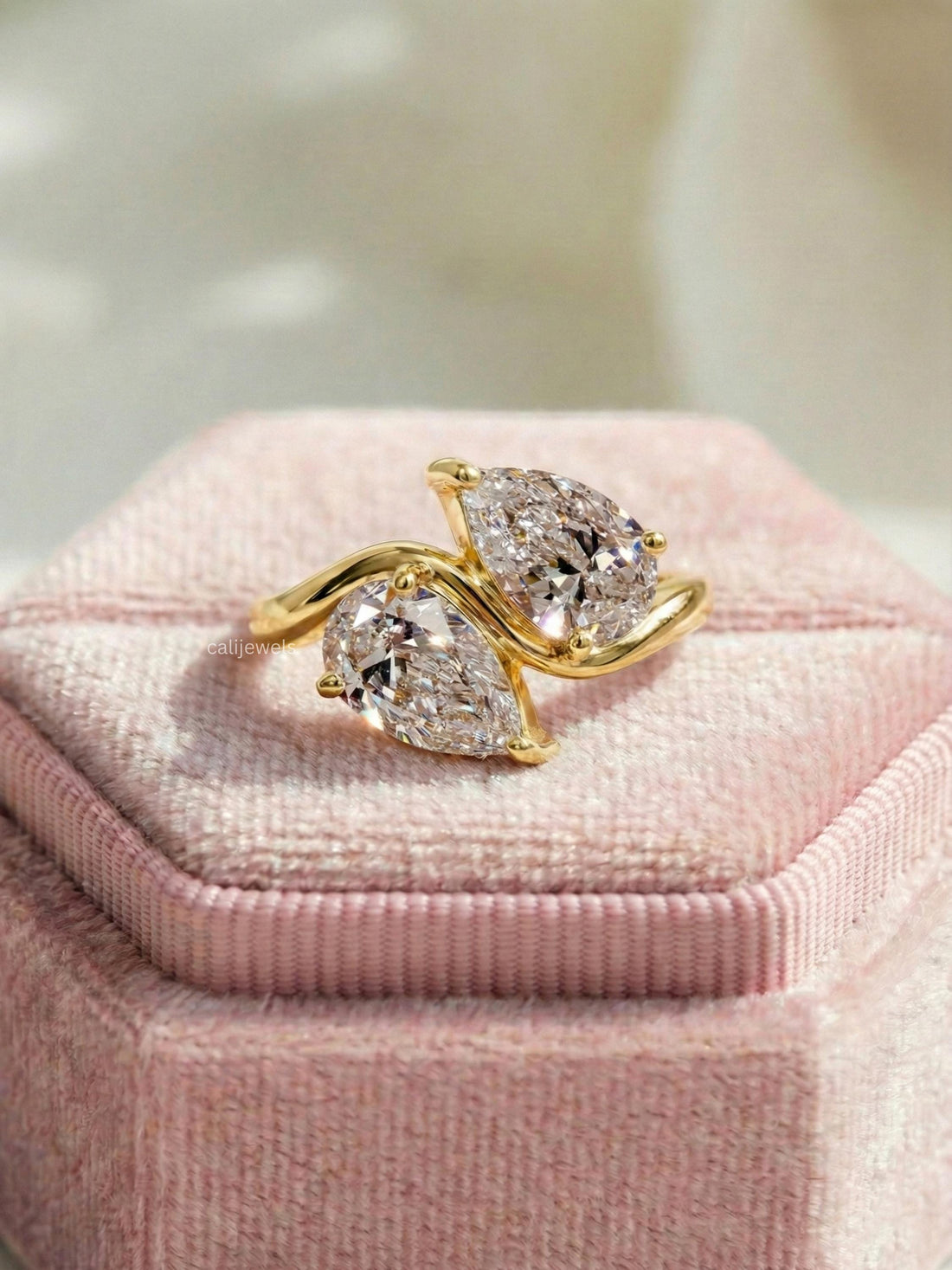 Pear Cut Lab Grown Diamond Toi Et Moi Wedding Ring