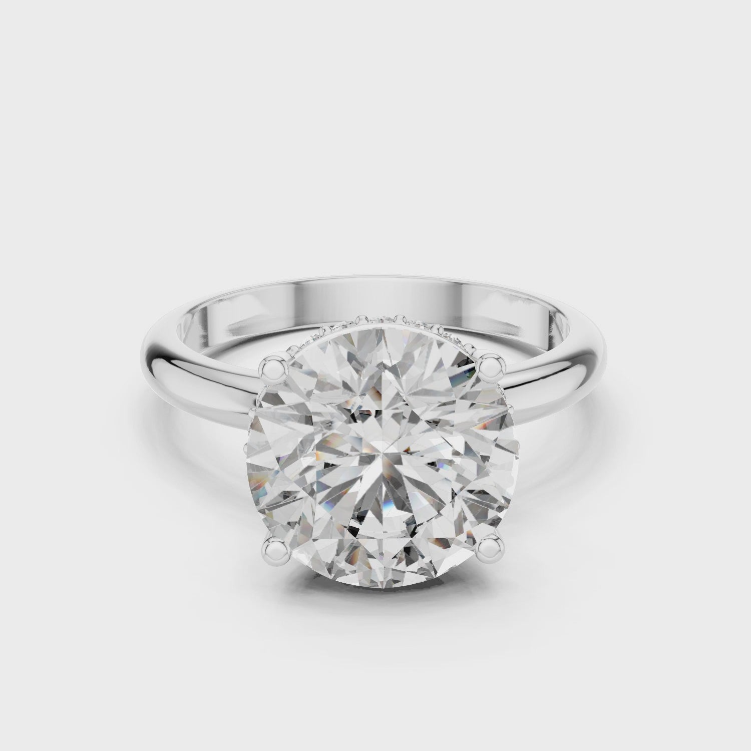 Ring with diamond